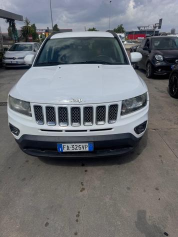 Jeep Compass 2.2 CRD Limited . - Foto 8