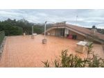 VILLANOVA D’ALBENGA ALLOGGIO SU 2 LIVELLI DOPPI SERVIZI CON TERRAZZA E BOX