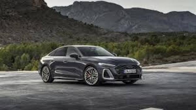 Musata completa e ricambi vari AUDI A5 2023