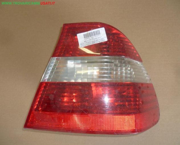 FANALE POST.D.(parte est.) ROSSO BIANCO ROSSO BMW Serie 3 E46 4 porte / Touring 694653601  Parti elettriche  Fanaleria  Fanali  Fanale post. sx. BMW -