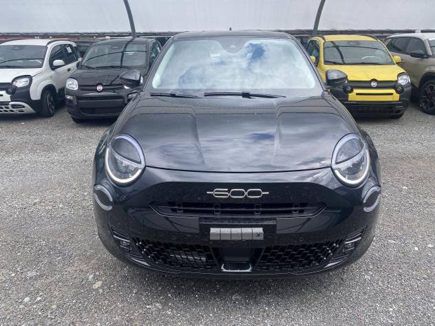 FIAT 600 600 Hybrid 110 CV DCT MHEV Icon - Foto 3