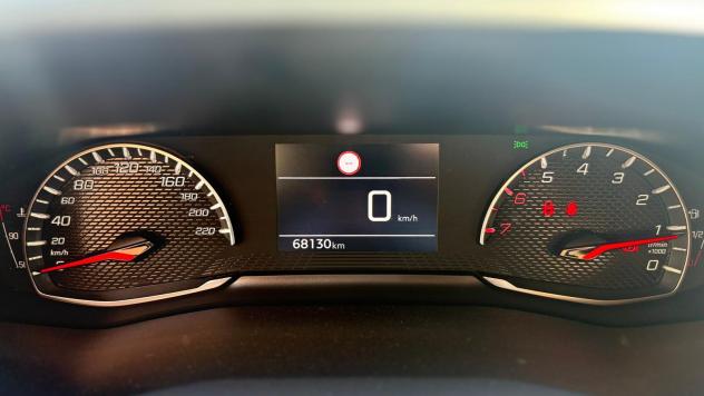 Peugeot 2008 PureTech 100 Active S/S - Foto 8