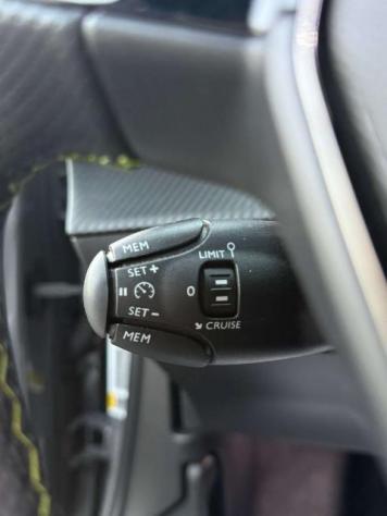 Peugeot 2008 GT 1.5 bluehdi AUTOM. S&S FULL OPTIONAL *Promo fin - Foto 10