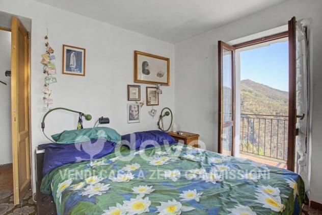 Villa di 207 m² con più di 5 locali in vendita a Maccagno con Pino e Veddasca - Foto 16