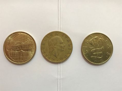 Tre monete da 200 lire da collezionare - Foto 2