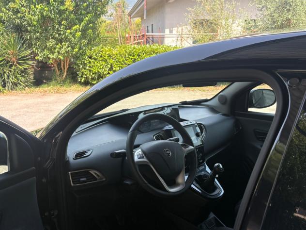 Lancia Ypsilon 1.0 FireFly 5 porte S&S Hybrid Ecochic UnYca - Foto 4