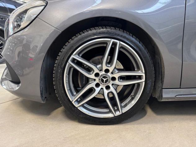 Mercedes-Benz Classe A - W176 A 200 d Premium 4matic auto my16 - Foto 8