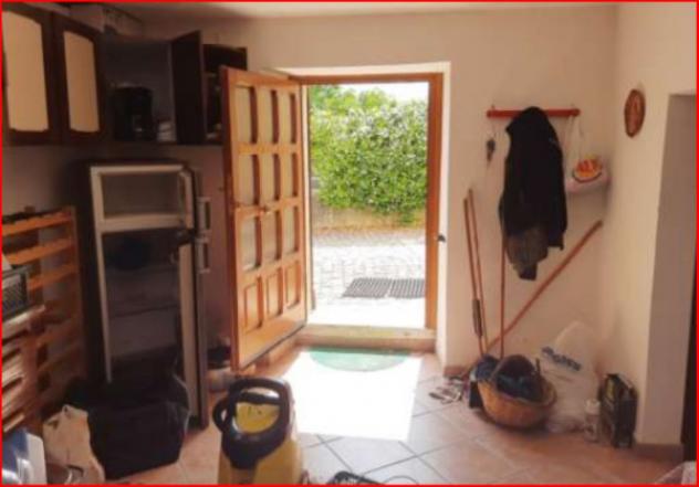 Immobile in asta di 151 m² con più di 5 locali e box auto in vendita a Sellano - Foto 12