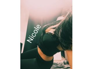 Massaggi - benessere Saronno - Nicole massaggiatrice tantrica italiana Tel:3331634943