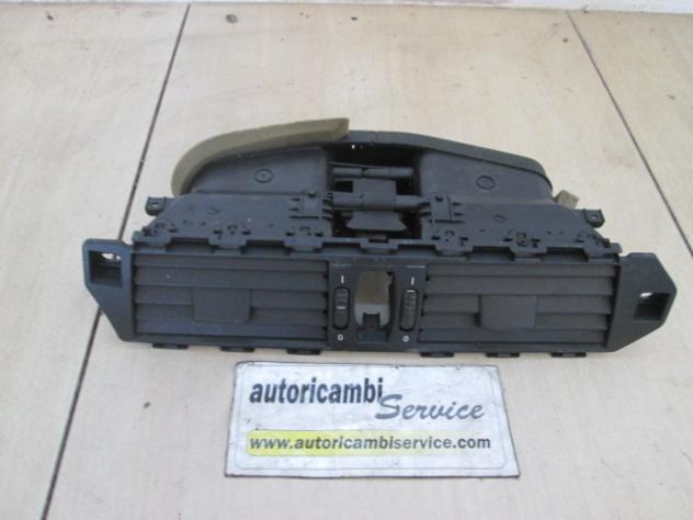 64226953618 BOCCHETTA AERAZIONE CENTRALE CRUSCOTTO BMW SERIE 5 530 D E60 3.0 D 160KW AUT 5P (2005) RICAMBIO USATO