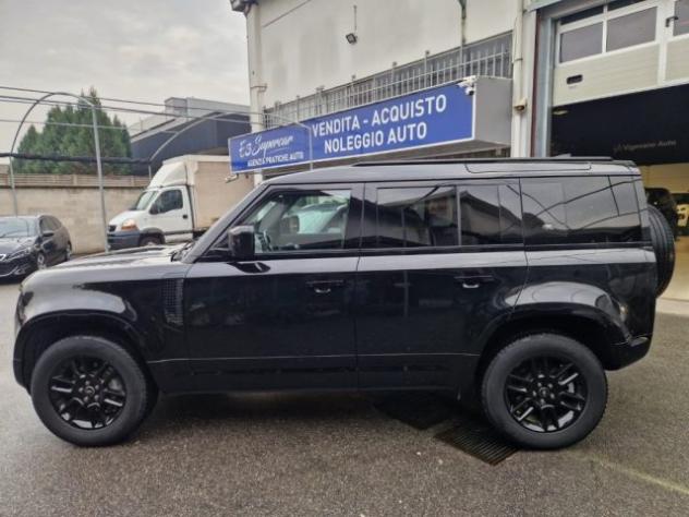 LAND ROVER Defender 110 3.0D I6 300 CV AWD X-Dynamic rif. 23982928 - Foto 2