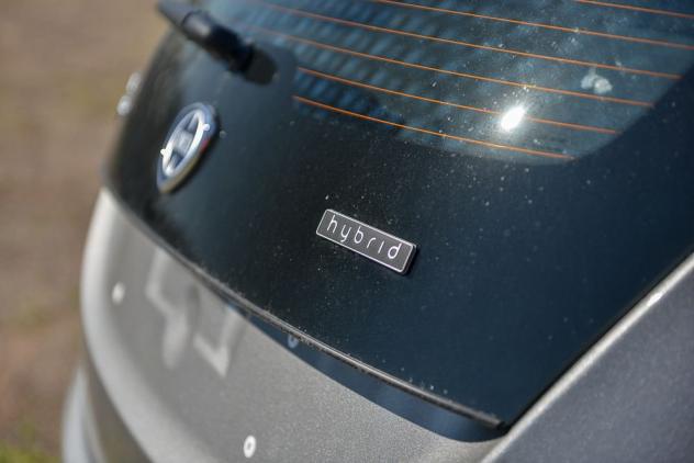 Lancia Ypsilon 1.0 FireFly 5 porte S&S Hybrid Silver - Foto 10