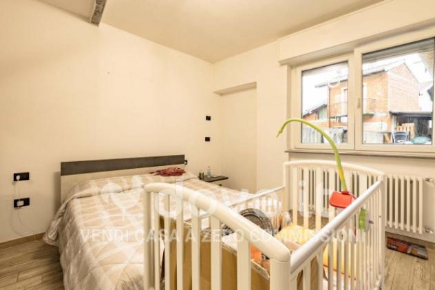 Villa di 180 m² con più di 5 locali in vendita a Caravate - Foto 8