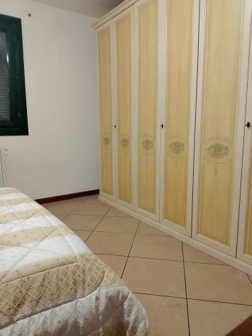 LEQUILE -APPARTAMENTO CON SCOPERTO E POSTO AUTO - Foto 8