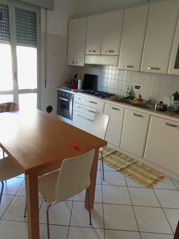 Offro camera singola di 20 mq ammobiliata, in Zola Predosa - Foto 4