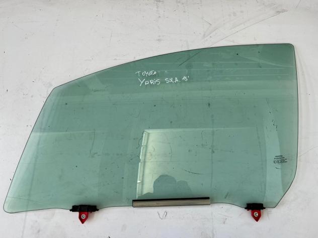VETRO SCENDENTE ANTERIORE SINISTRO TOYOTA Yaris Serie (1416)