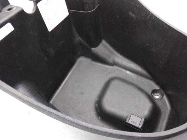 HONDA @ CHIOCCIOLA 150 CARENA VANO SOTTOSELLA 2000 2002 ZDCKF03B03F - Foto 2