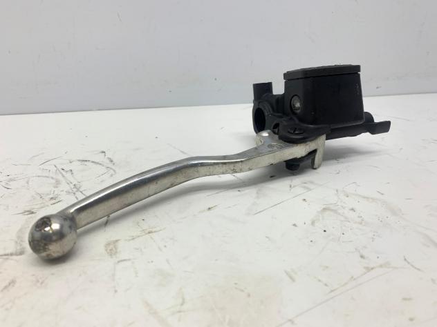 POMPA FRENO ANTERIORE DESTRA MOTO GUZZI NEVADA CLASSIC 750 Annunci pompa-freno-anteriore-destra-moto-guzzi-nevada-classic-750-annunci