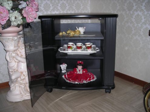 bambola elegante per arredamento tenuta come nuova - Foto 2