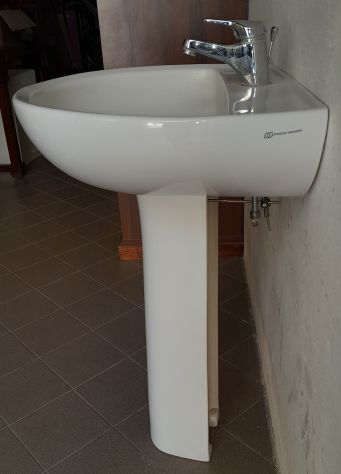 Lavandino Pozzi Ginori completo di tutto - Foto 4