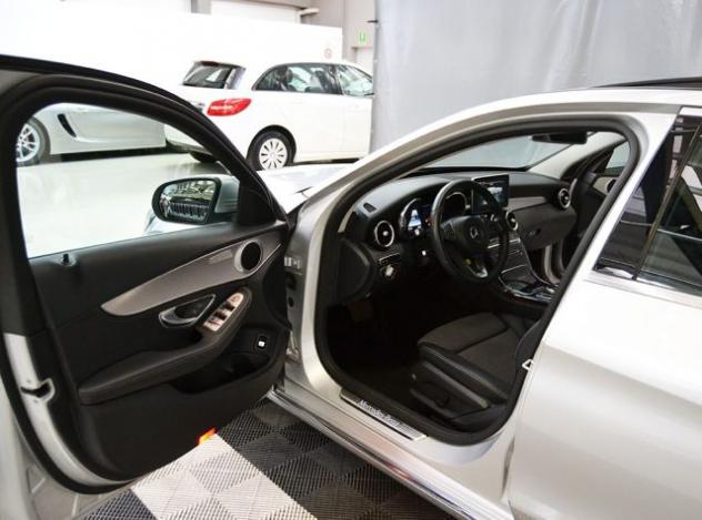 MERCEDES-BENZ C 180 Aut. Sport "Tetto-Pelle-Comand-Led-Tagliandi MB" rif. 24120200 - Foto 2