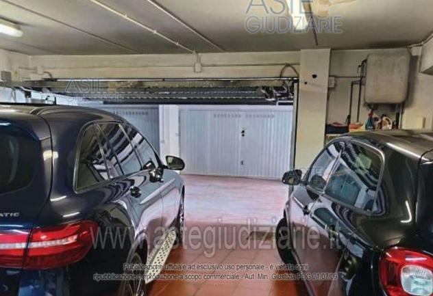 IMMOBILI-IMMOBILE COMMERCIALE-Viale Guglielmo Marconi, 10, 00049 Velletri RM, Italia