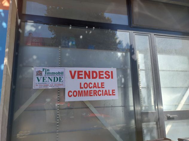 FinImmobil VENDE in Guagnano (LE), alla Via V.Veneto n.23 Locale Commerciale - Foto 3