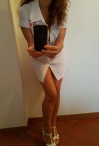STUDIO PRIVATO MASSAGGIATRICE ITALIANA Tel:3898254315