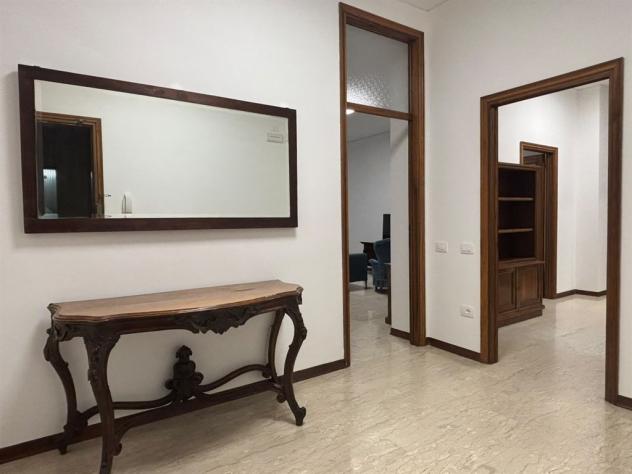 MANTOVA CENTRO STORICO – APPARTAMENTO ARREDATO IN AFFITTO - Foto 3