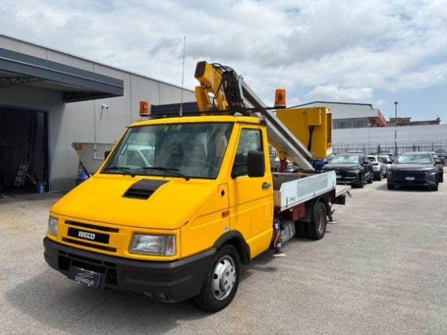 IVECO Daily 35 C Cestello Piattaforma rif. 24041216 - Foto 3