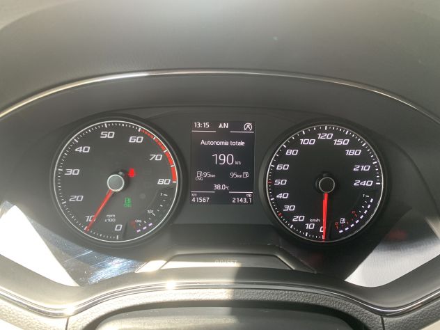 SEAT Arona 1.0 tgi Xcellence 90cv METANO/BENZINA - Foto 6