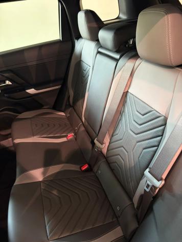 Jeep Compass E-Hybrid 1.2 Turbo MHEV 106kW Summit- First Edition DCT - Foto 9