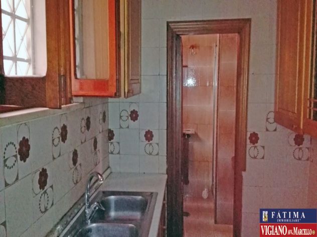 FOGGIA – VENDESI – VIA LECCE – TRATTABILE – MQ. 110 – 2 ingressi – 2 cortili - Foto 5