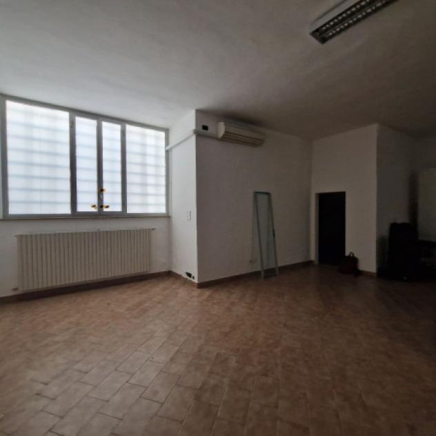 Immobile di 400 m² con più di 5 locali in vendita a Lainate - Foto 15