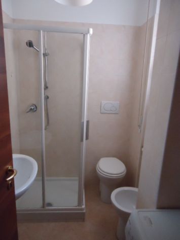 Piazza Napoli, ampio, arredato, ristrutturato, climatizzato, balcone e terrazzo - Foto 9