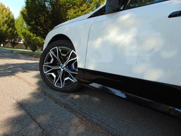 BMW iX (i20) iX xDrive 40 Pacchetto Sportivo - Foto 6