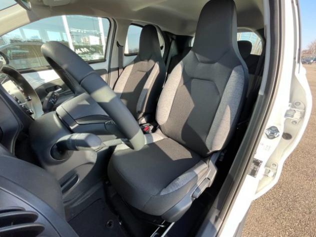 TOYOTA Aygo X 1.0 VVT-i 72 CV 5 porte Active rif. 22877434 - Foto 10