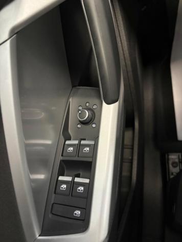 AUDI Q3 35 TDI quattro S tronic Business FARI LED rif. 23820821 - Foto 10