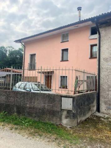 Immobile in asta di 250 m² con più di 5 locali e box auto in vendita a Fanna - Foto 2