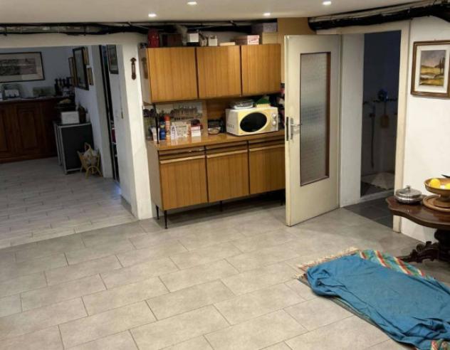 Immobile in asta di 225 m², box auto in vendita a Porto Mantovano - Foto 5