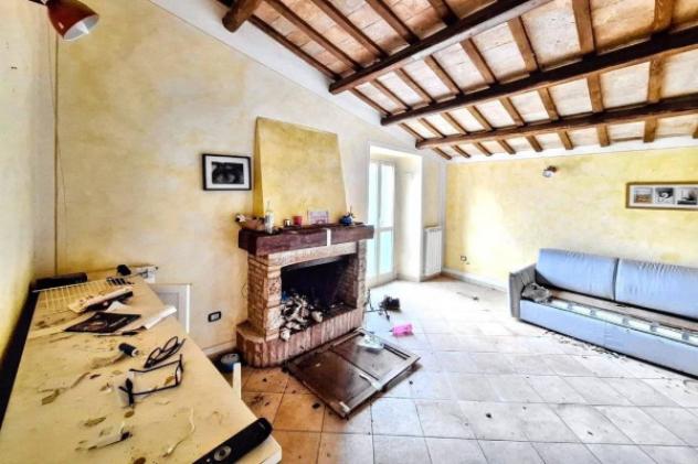 Immobile in asta di 92 m² in vendita a Spoleto - Foto 7