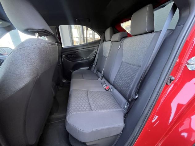 Toyota Yaris Cross 1.5H (116 CV) E-CVT Trend + Comfort Pack - Foto 8