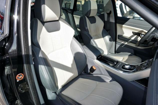 Land Rover Range Rover Evoque Evoque TD4 SE DYNAMIC 2017