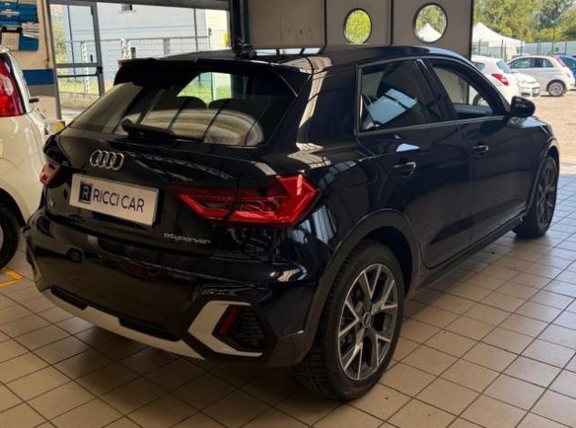 AUDI A1 citycarver 30 TFSI Identity Contrast rif. 24153643 - Foto 6