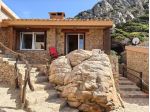 Villetta vista mare in vendita a Costa Paradiso – perfettamente integrata nel gr