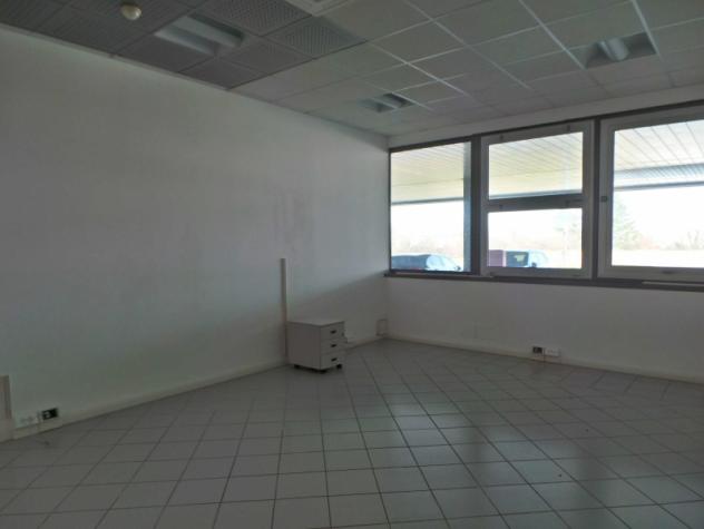 Luminosissimo ufficio di 70mq