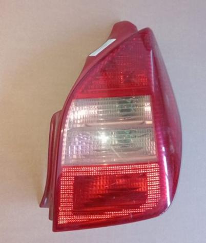 FANALE POST.D. FRECCIA ROSATA  Parti elettriche  Fanaleria  Fanali  Fanale post. sx. CITROEN - C2 - 01-09-2003 - 01-10-2008, CITROEN - C2 - 01-1