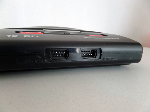 Sega Mega Drive 2 (solo macchina) No cavi, no joypad, FUNZIONANTE - Foto 10