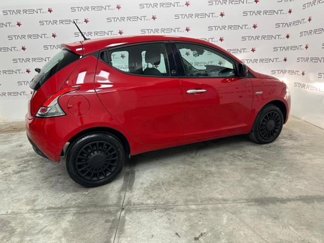 Lancia Ypsilon 1.0 FireFly 5 porte S&S Hybrid Ecochic Silver - Foto 4