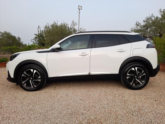 Peugeot 2008 BlueHDi 110 S&S Allure Pack anno 2021 - Foto 4